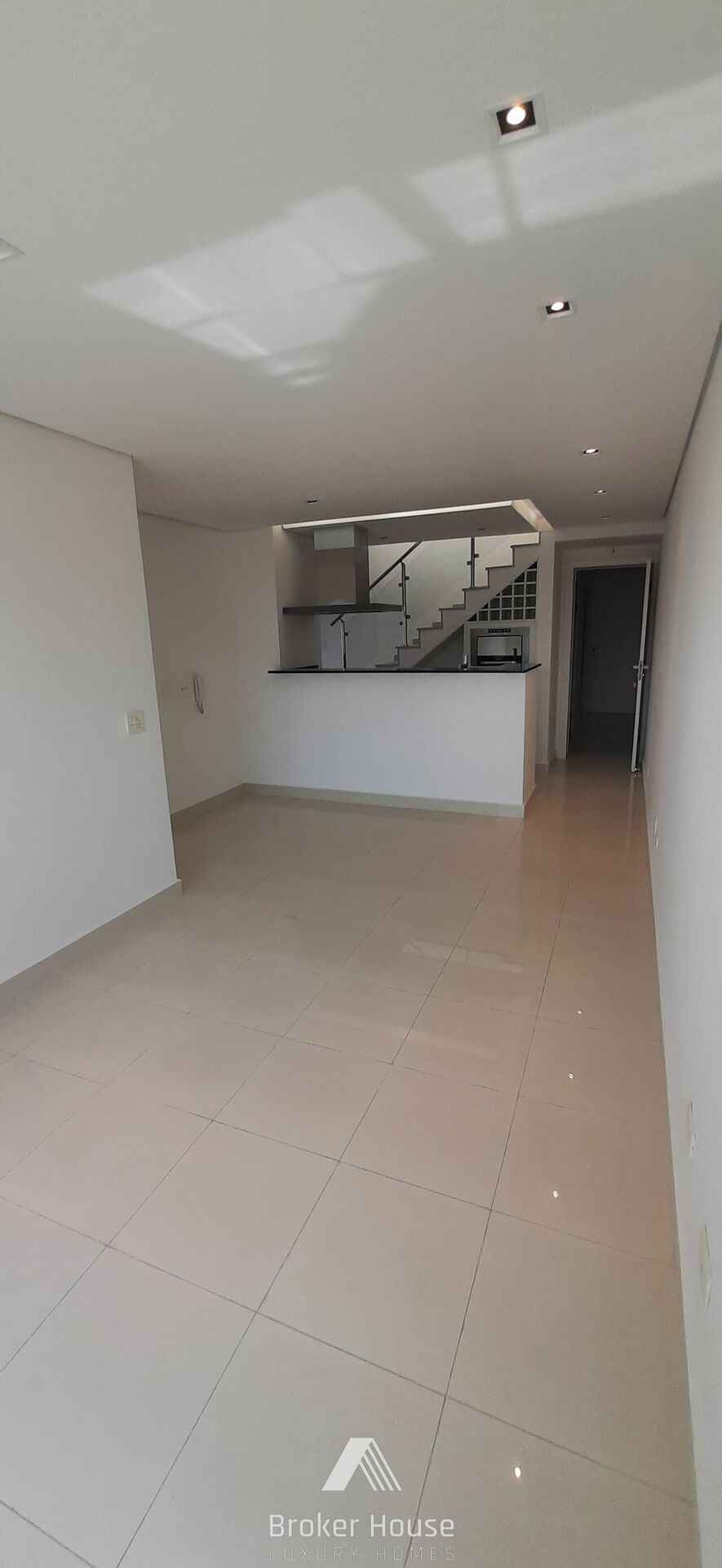 Cobertura à venda com 2 quartos, 93m² - Foto 6