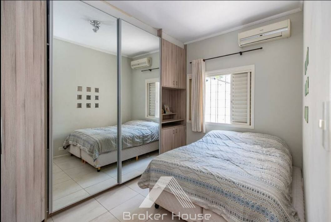 Casa à venda com 3 quartos, 160m² - Foto 11