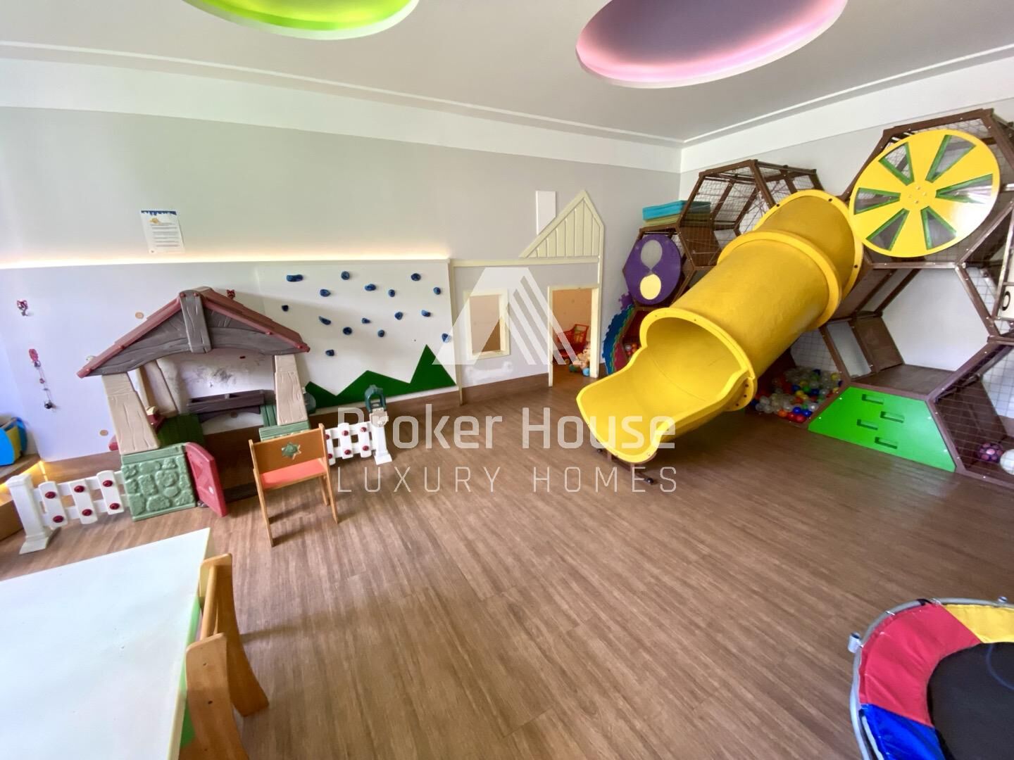 Apartamento, 3 quartos, 220 m² - Foto 28