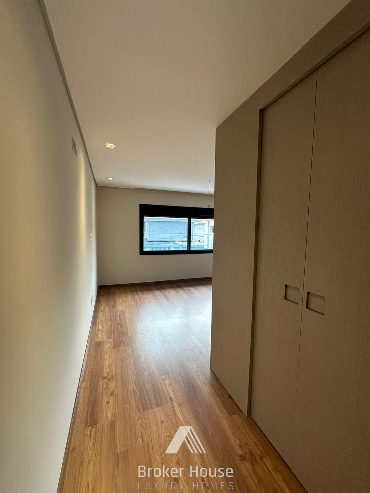 Casa à venda com 4 quartos, 350m² - Foto 17