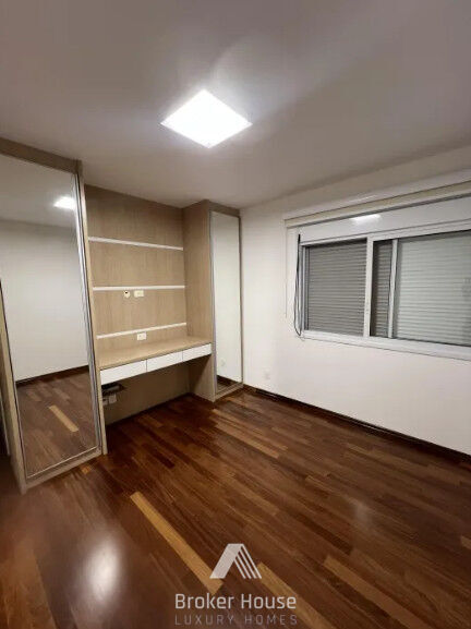 Apartamento à venda com 4 quartos, 186m² - Foto 12
