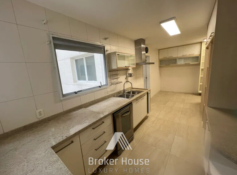 Apartamento à venda com 4 quartos, 186m² - Foto 9