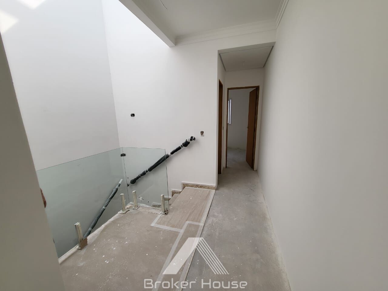 Casa à venda com 3 quartos, 100m² - Foto 11