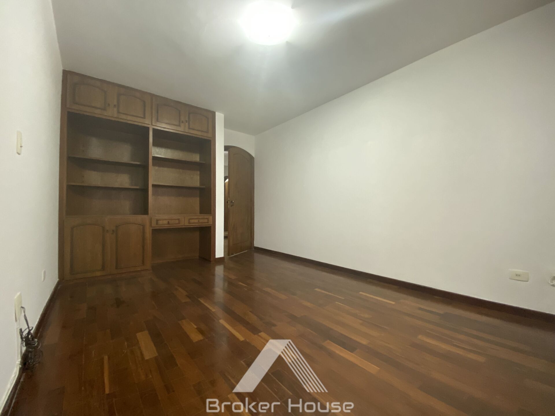 Apartamento à venda com 4 quartos, 229m² - Foto 26