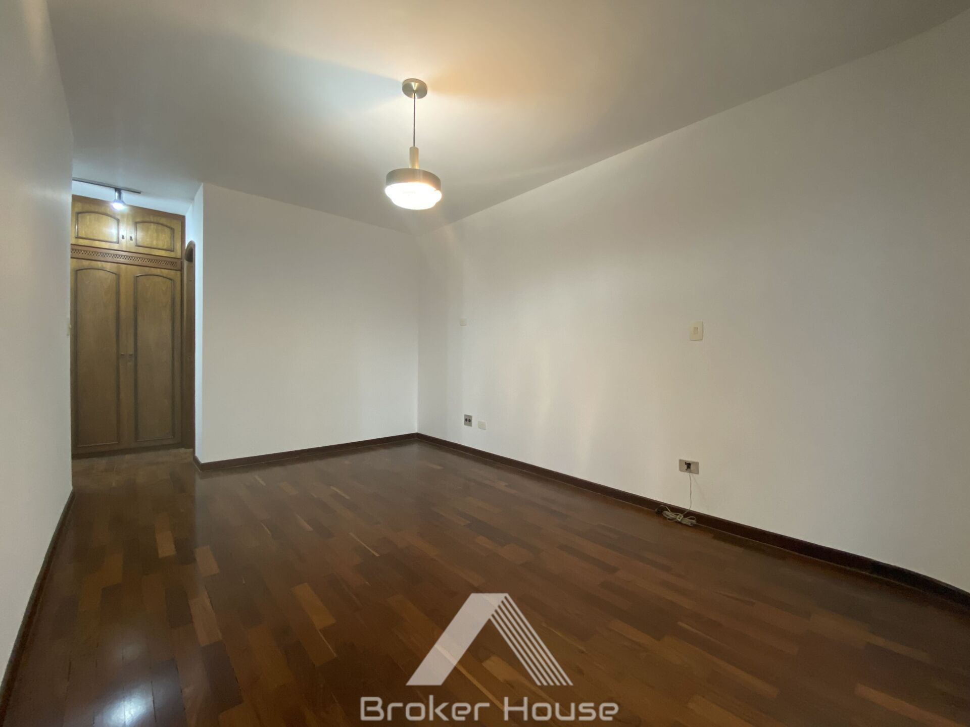 Apartamento à venda com 4 quartos, 229m² - Foto 36