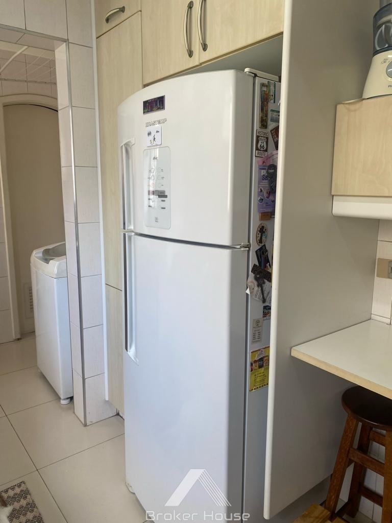 Apartamento à venda com 3 quartos, 98m² - Foto 25