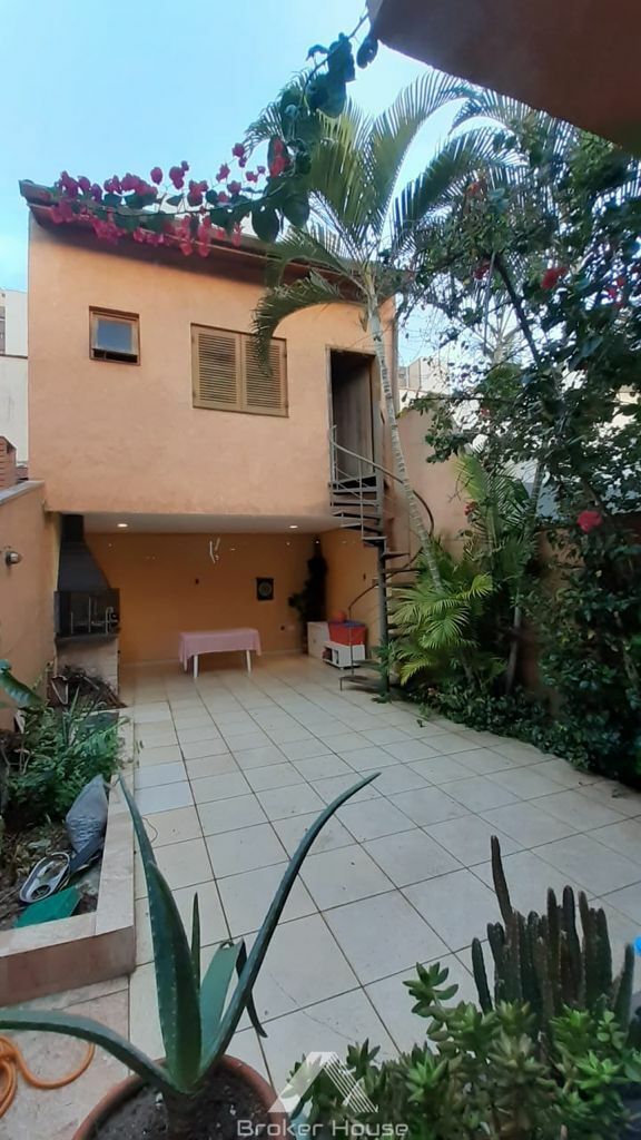 Casa à venda com 3 quartos, 165m² - Foto 2