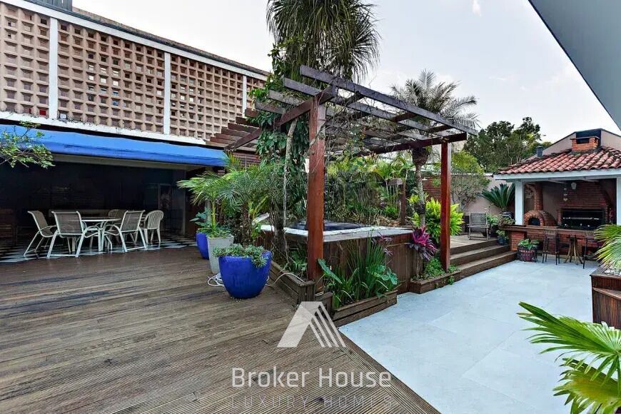 Casa, 3 quartos, 269 m² - Foto 4