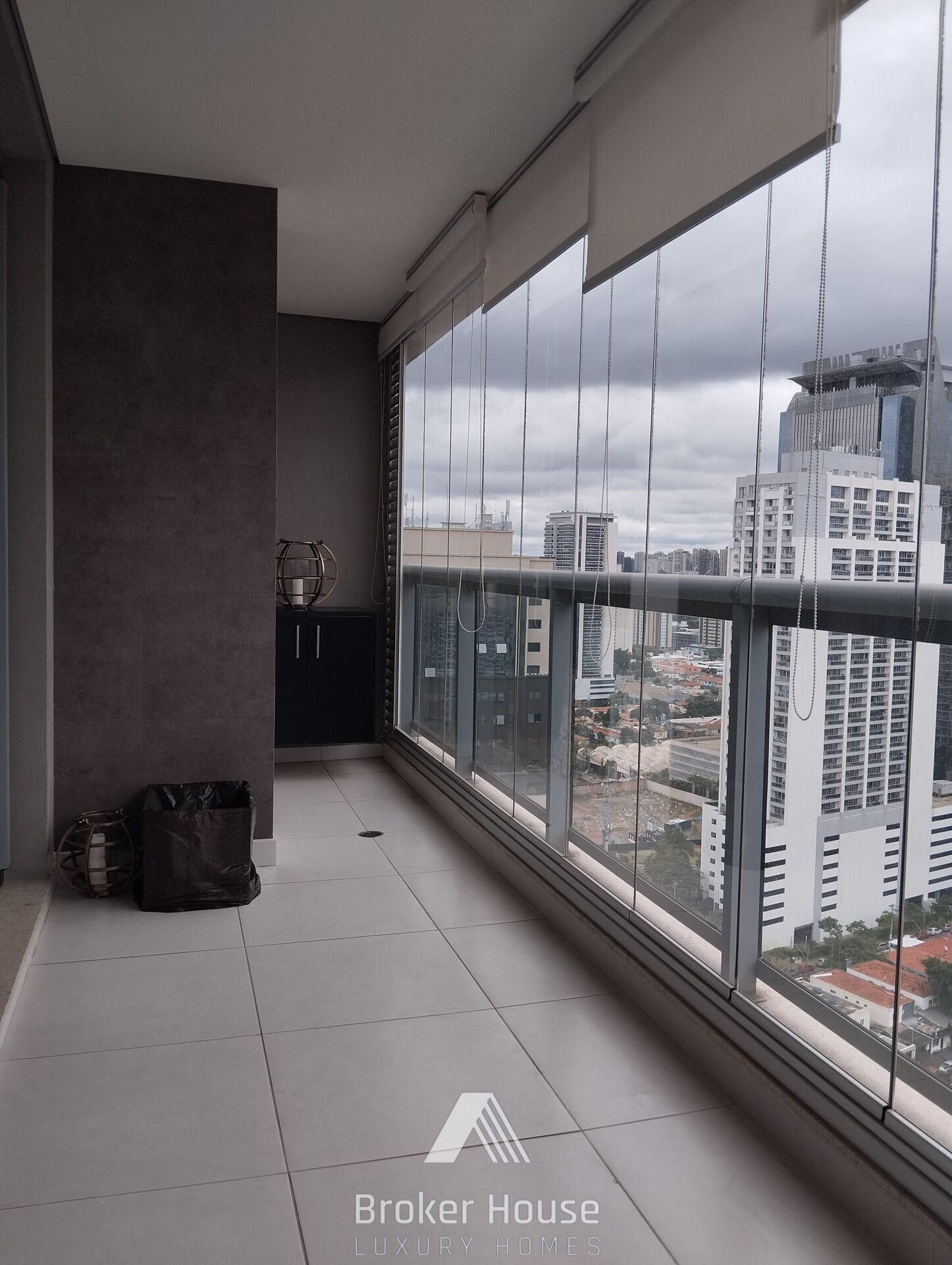 Apartamento à venda com 2 quartos, 78m² - Foto 7