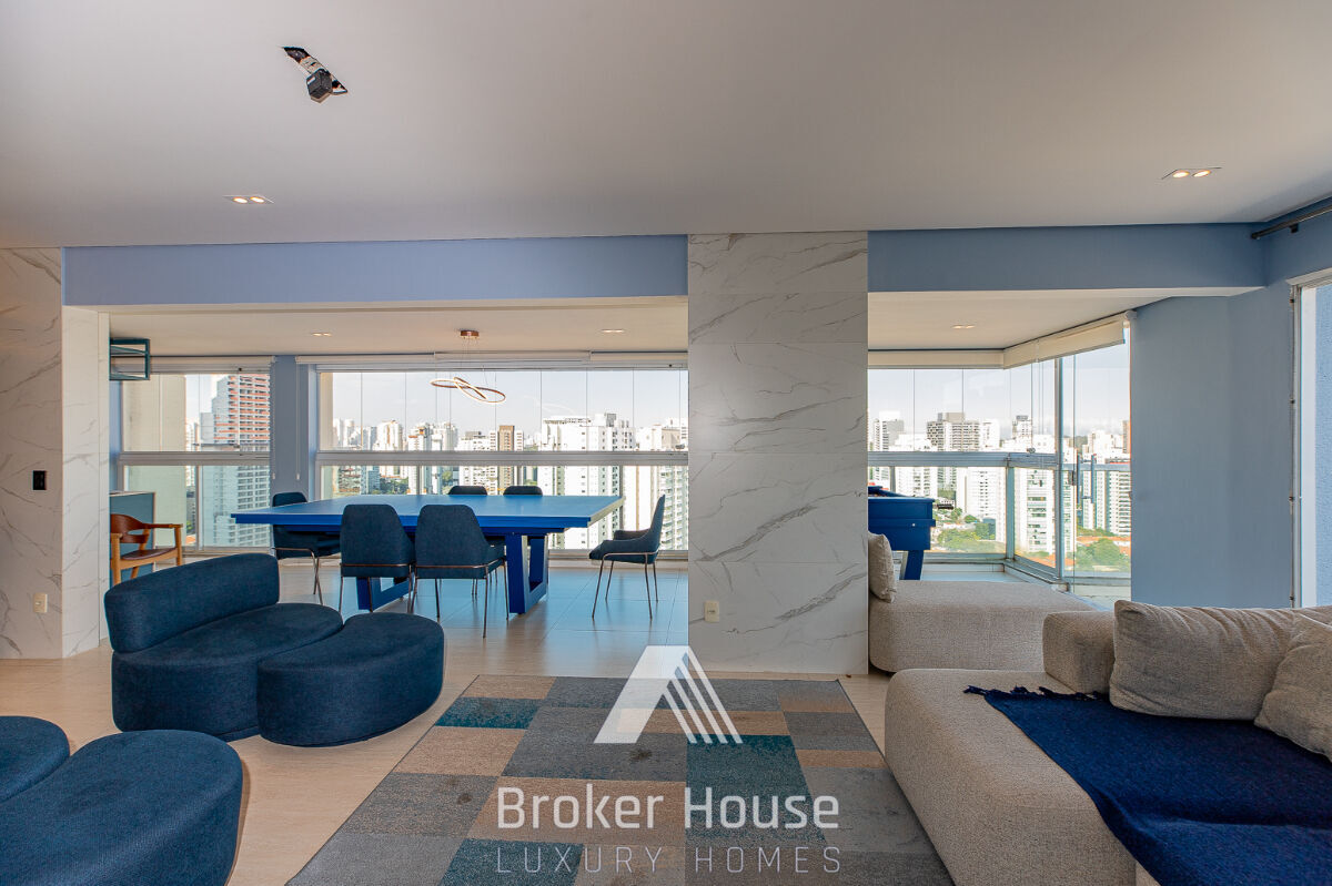 Cobertura, 3 quartos, 227 m² - Foto 1