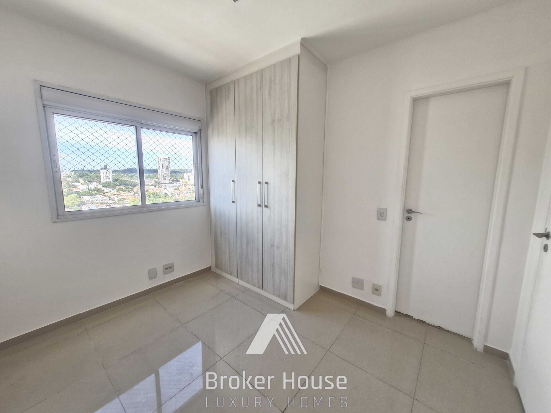 Apartamento para alugar com 4 quartos, 143m² - Foto 19