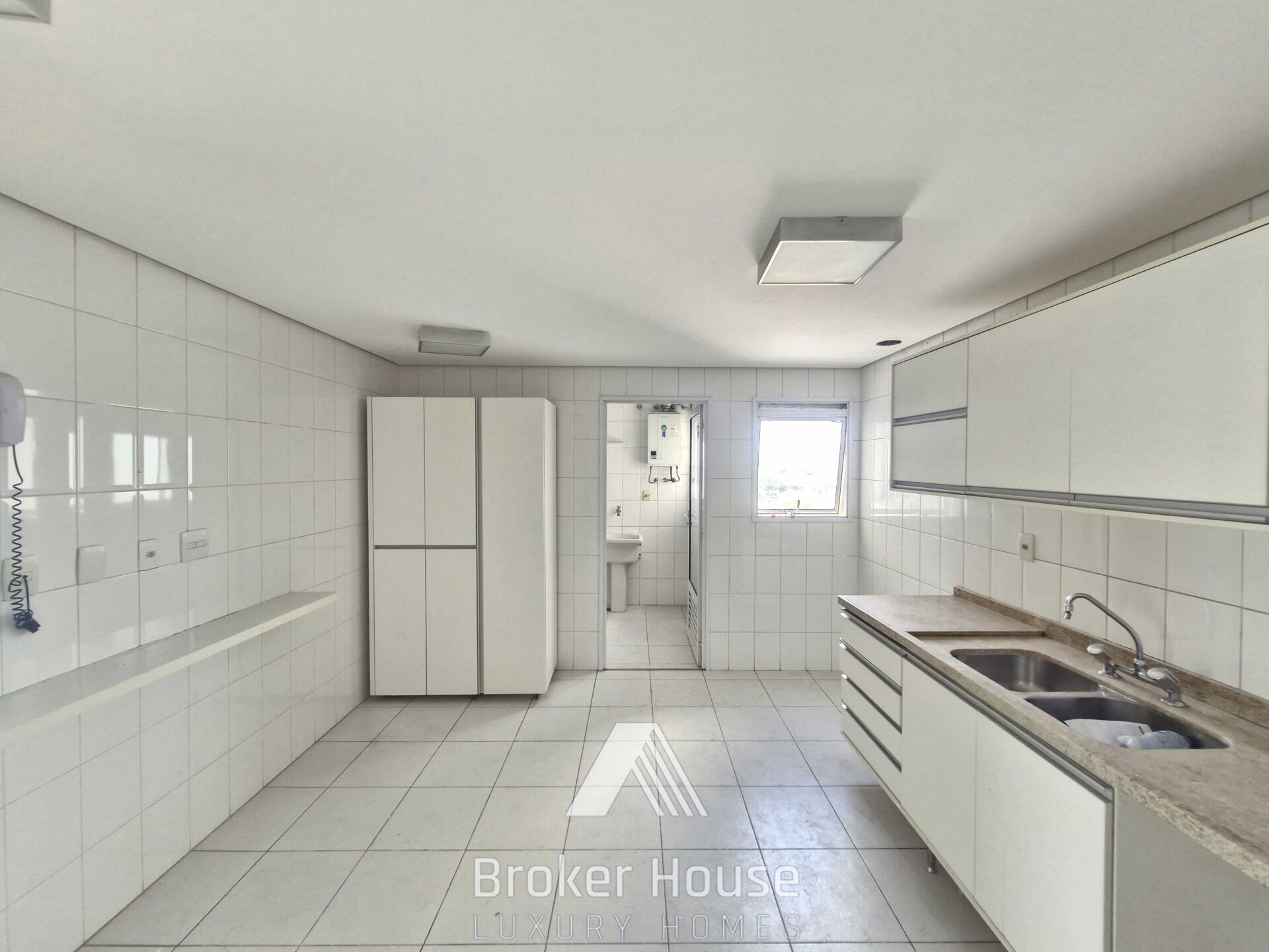Apartamento para alugar com 4 quartos, 143m² - Foto 31