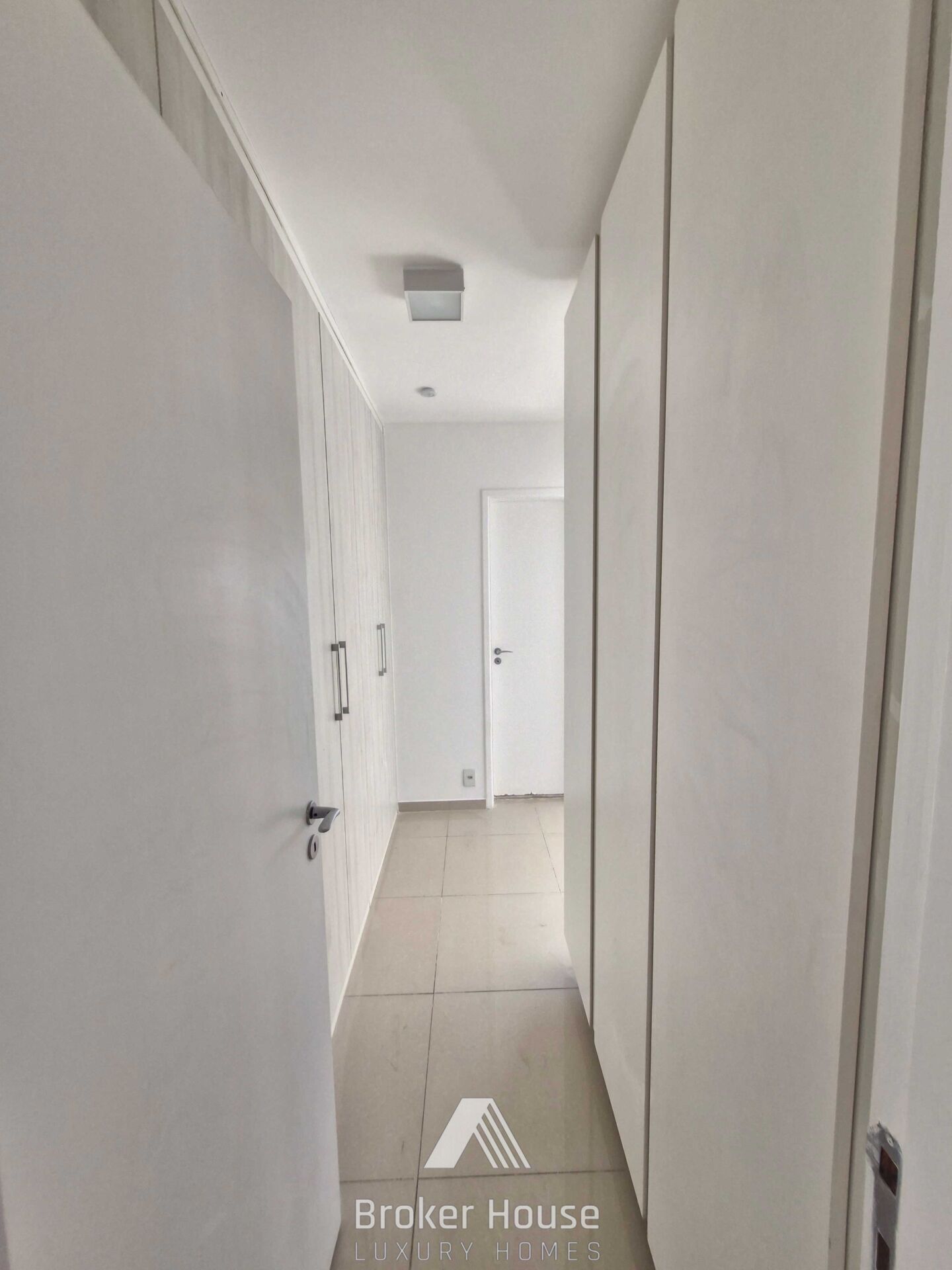 Apartamento para alugar com 4 quartos, 143m² - Foto 22