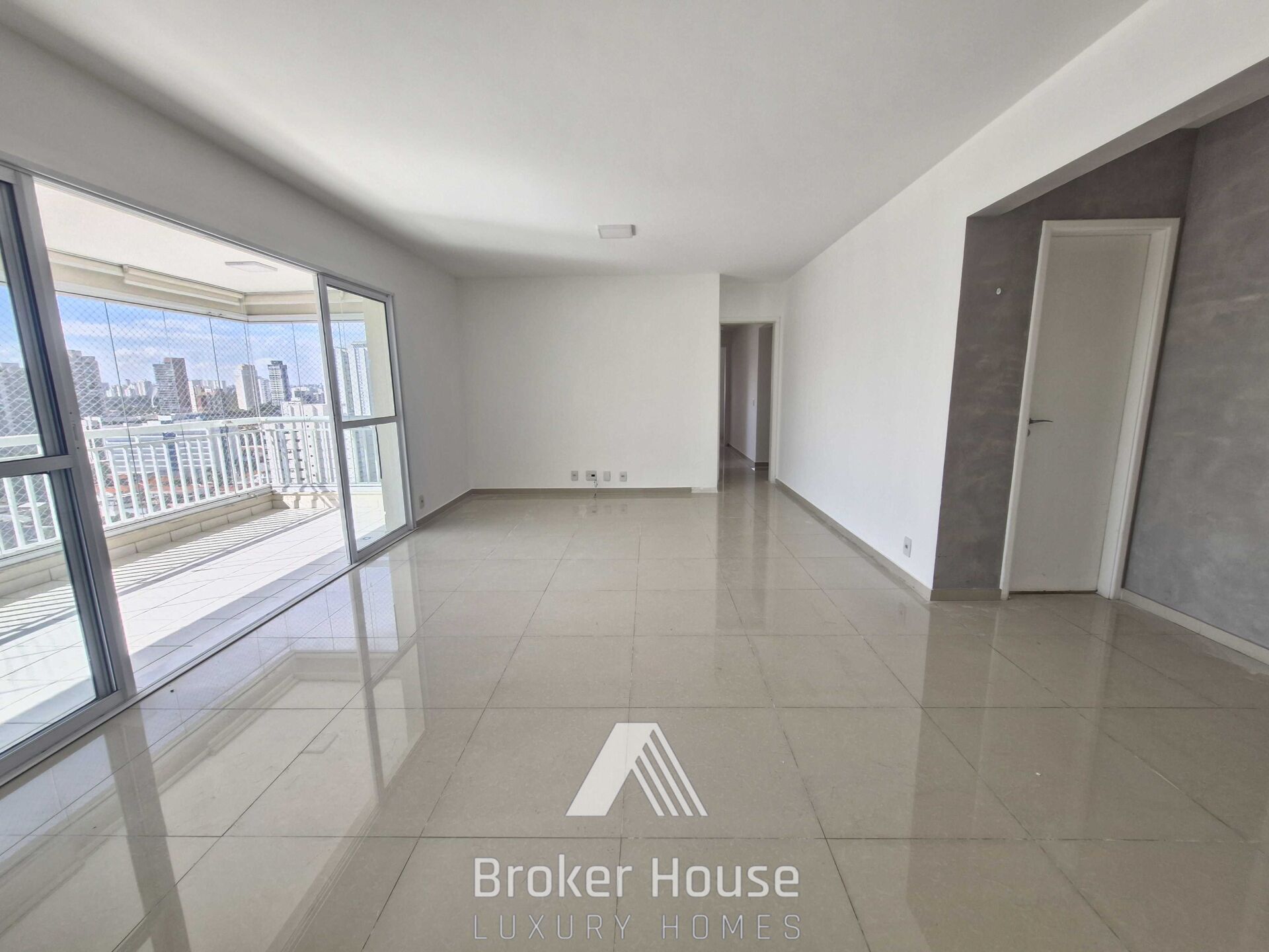 Apartamento para alugar com 4 quartos, 143m² - Foto 5