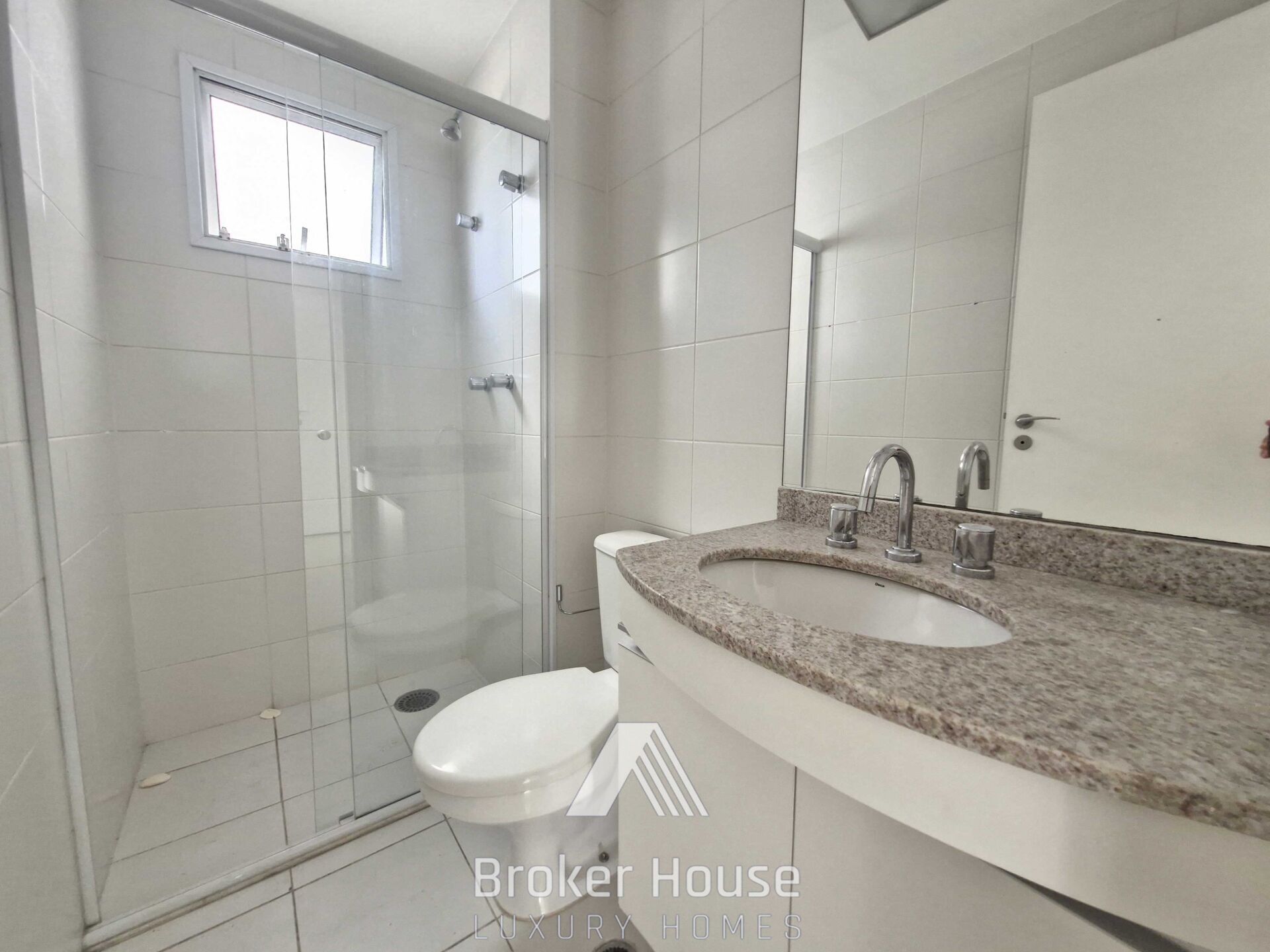 Apartamento para alugar com 4 quartos, 143m² - Foto 15