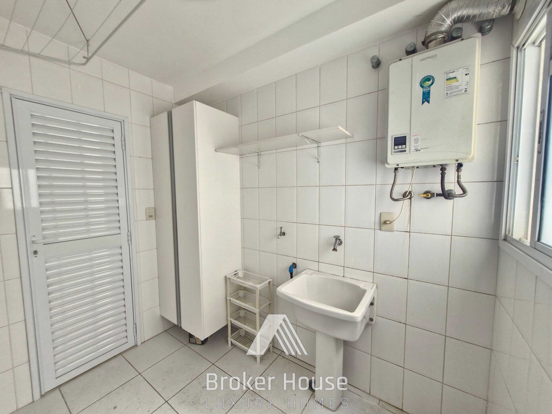 Apartamento para alugar com 4 quartos, 143m² - Foto 32
