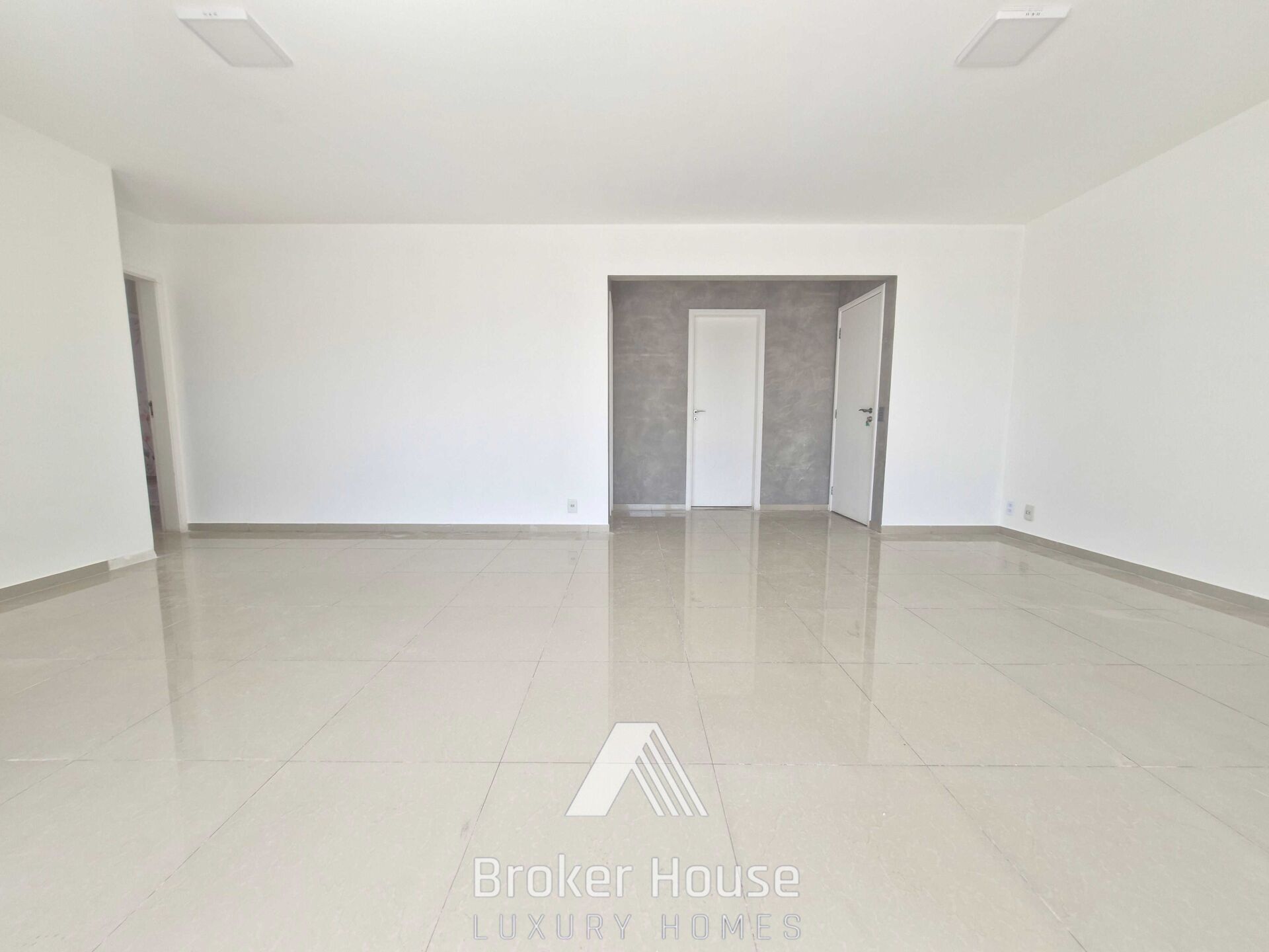 Apartamento para alugar com 4 quartos, 143m² - Foto 8