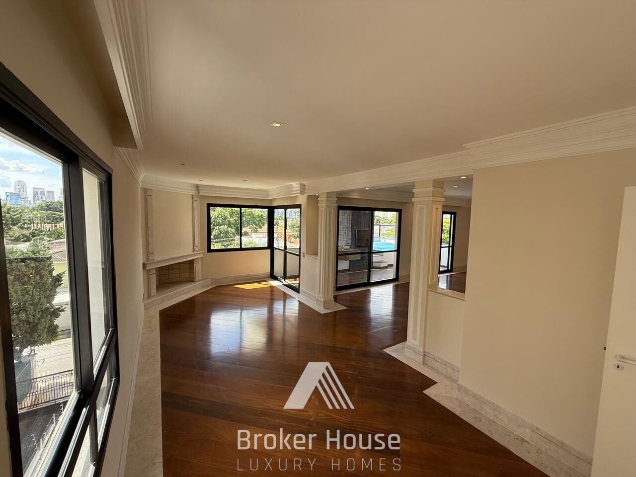 Apartamento, 3 quartos, 216 m² - Foto 10