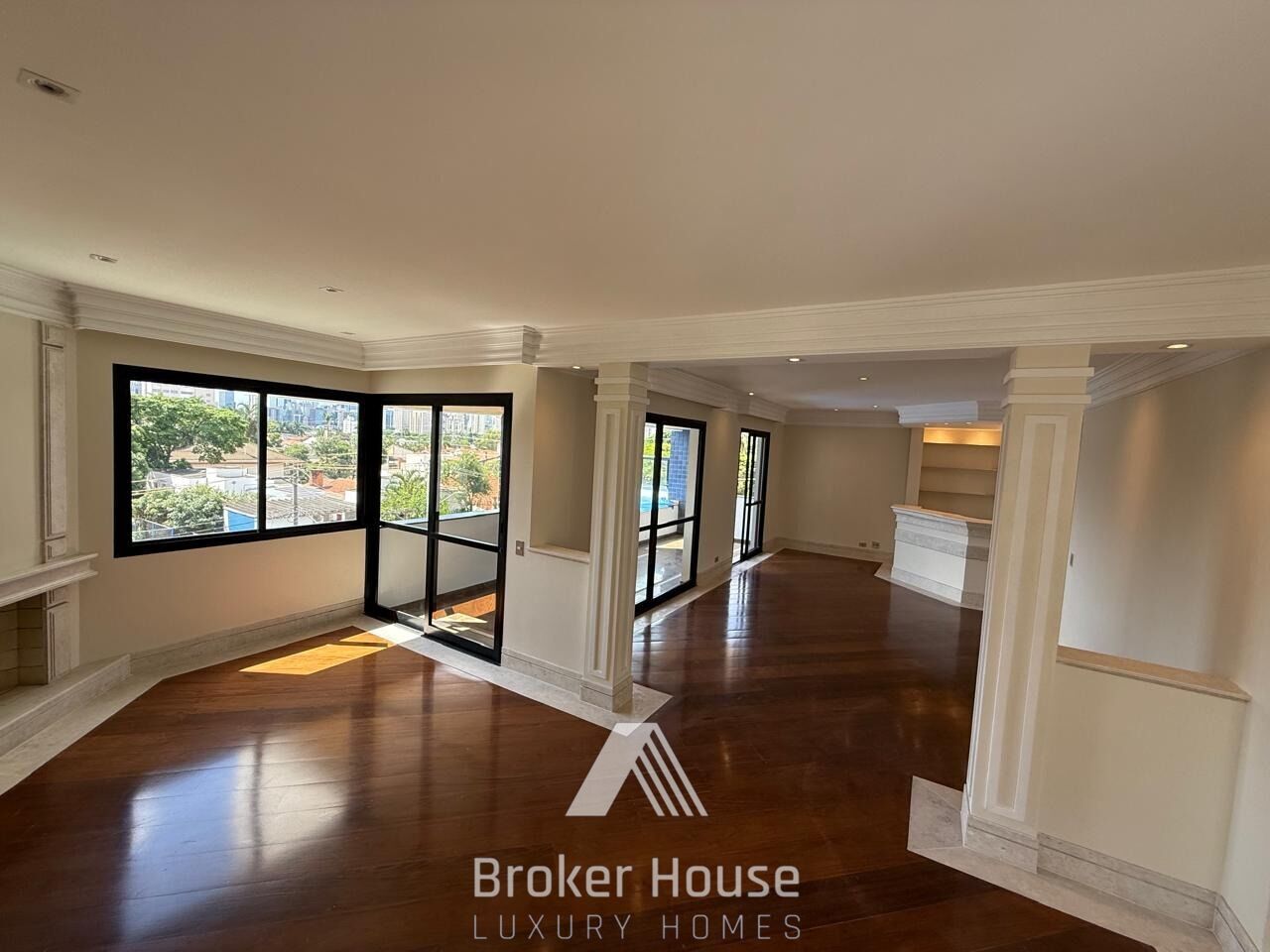 Apartamento, 3 quartos, 216 m² - Foto 11