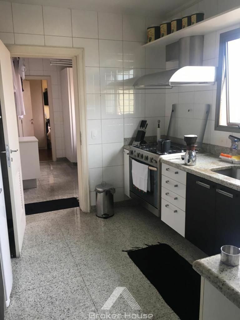 Apartamento à venda com 4 quartos, 280m² - Foto 13