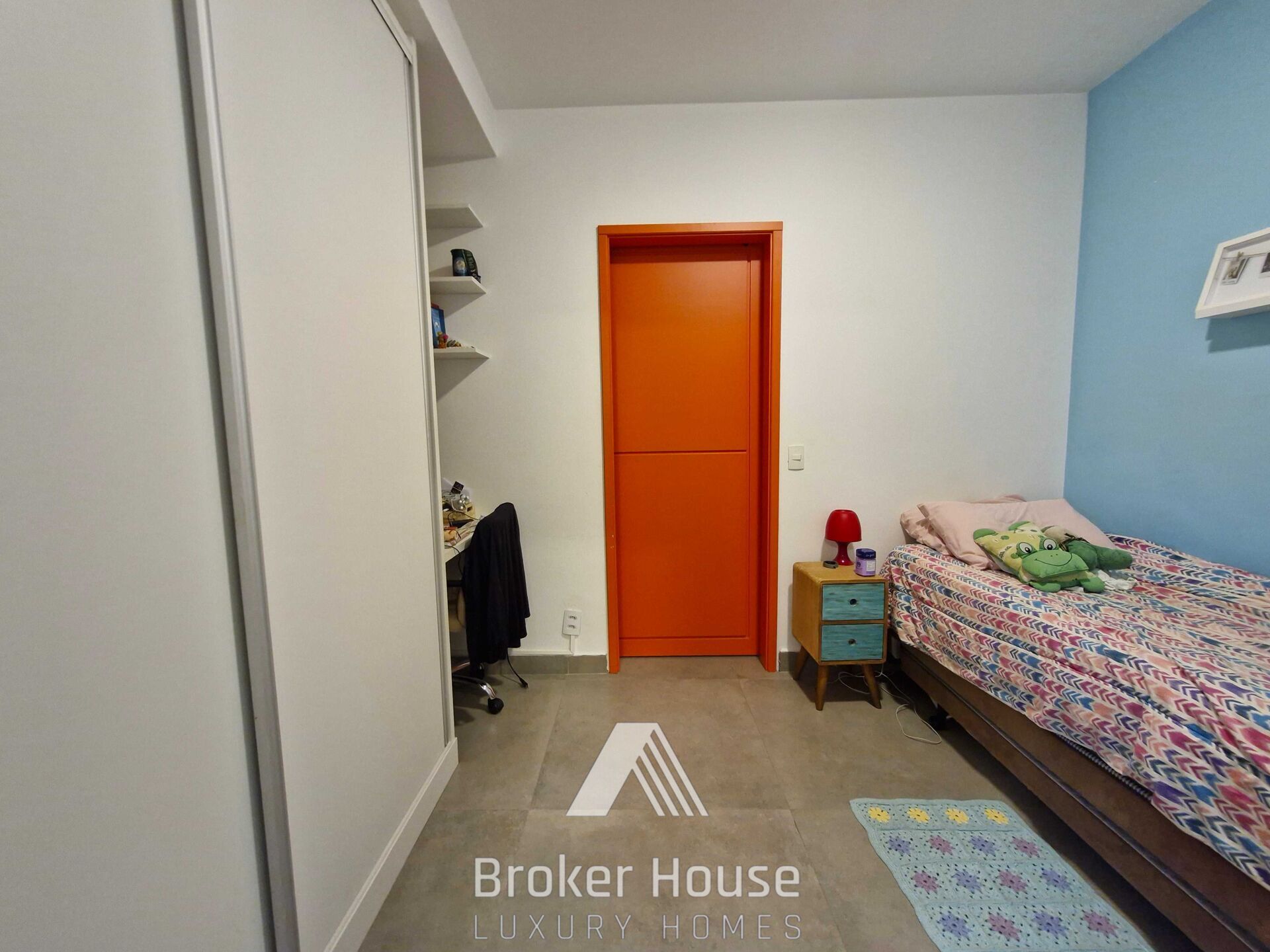 Apartamento à venda com 2 quartos, 80m² - Foto 25