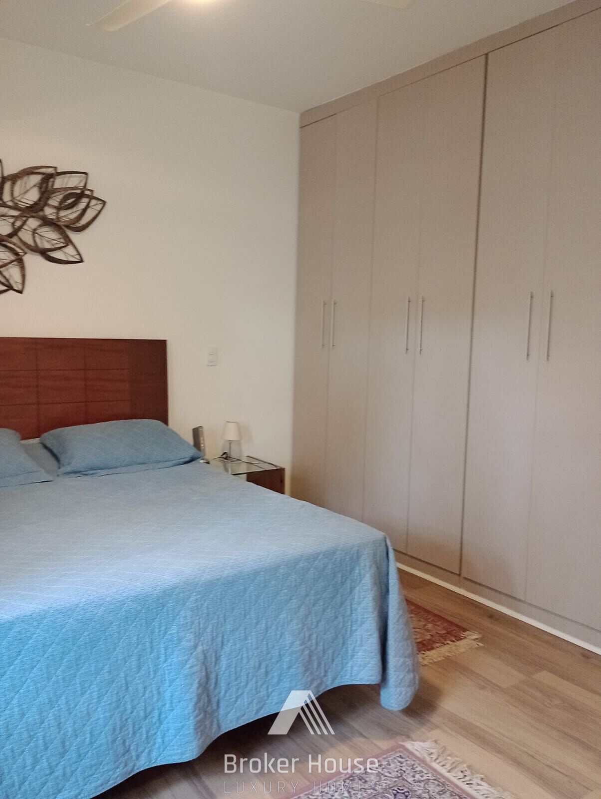 Casa à venda com 3 quartos, 220m² - Foto 29