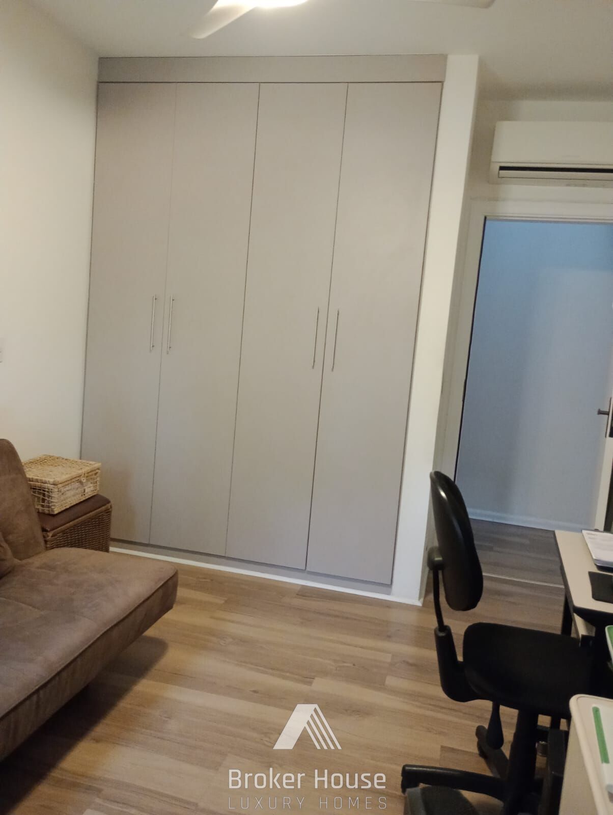 Casa à venda com 3 quartos, 220m² - Foto 31