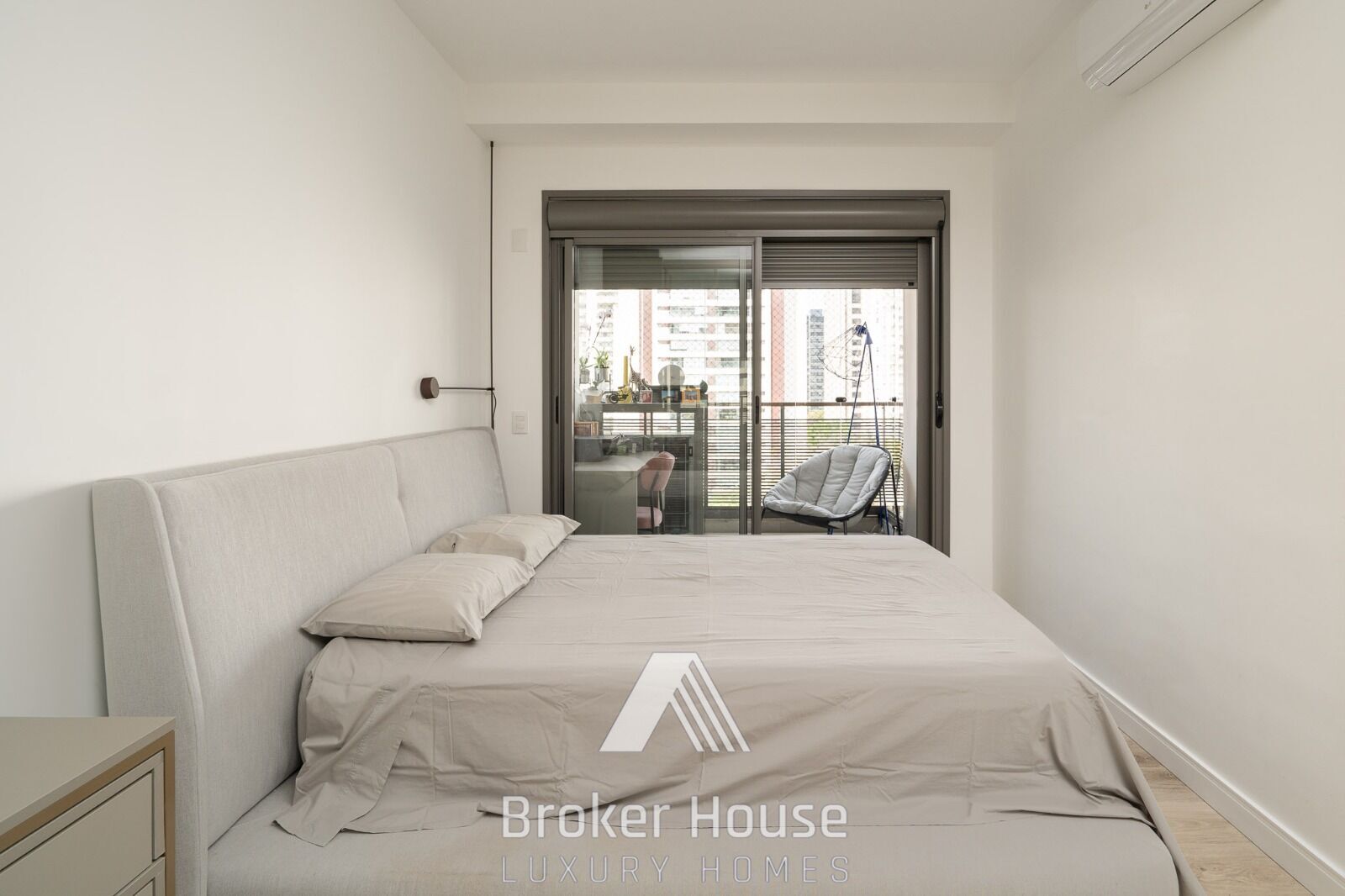 Apartamento à venda com 3 quartos, 158m² - Foto 16