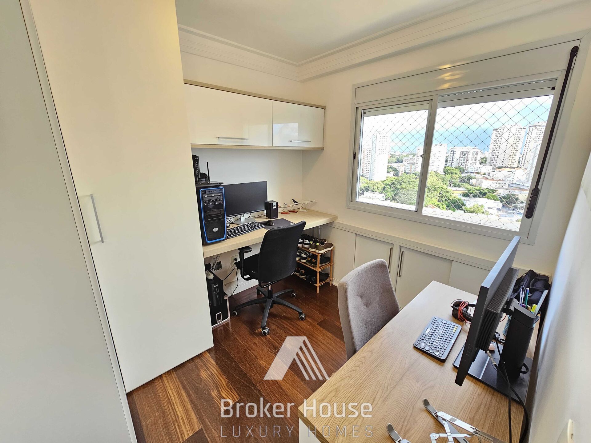 Apartamento à venda com 2 quartos, 62m² - Foto 10