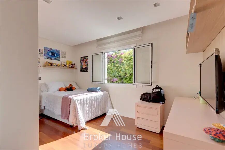 Casa à venda com 3 quartos, 440m² - Foto 32