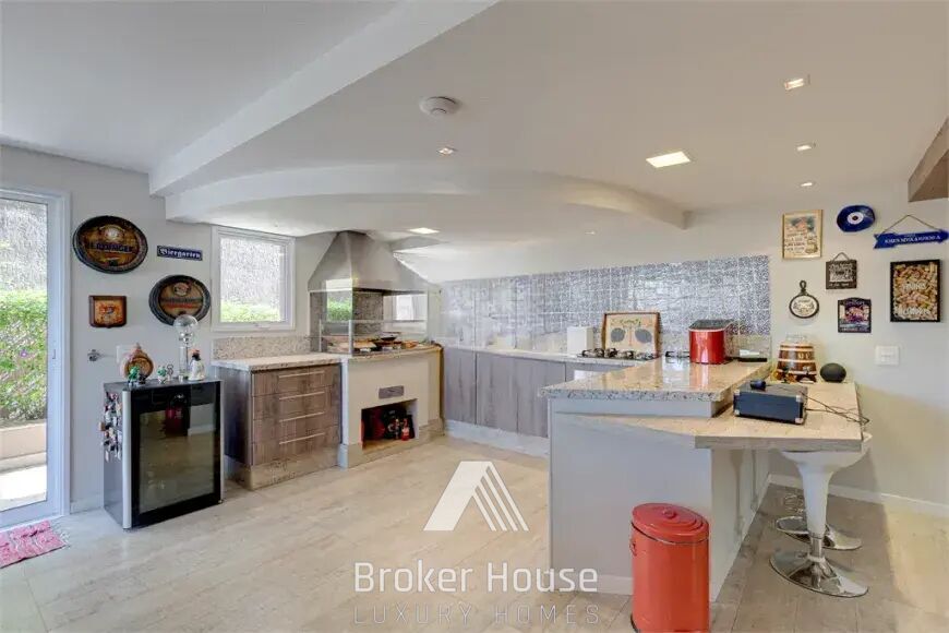 Casa à venda com 3 quartos, 440m² - Foto 38