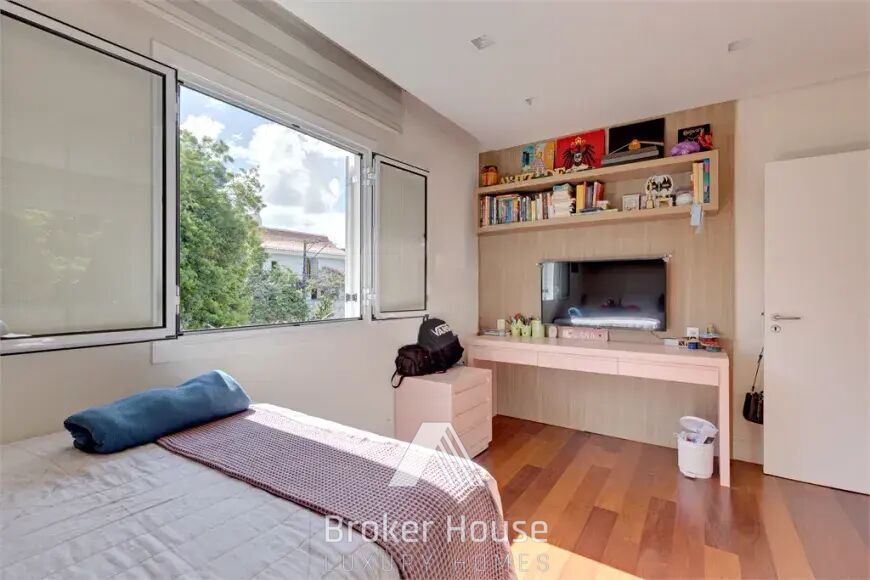 Casa à venda com 3 quartos, 440m² - Foto 31