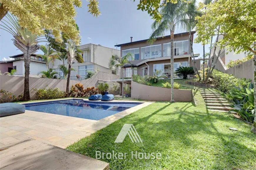 Casa à venda com 3 quartos, 440m² - Foto 2