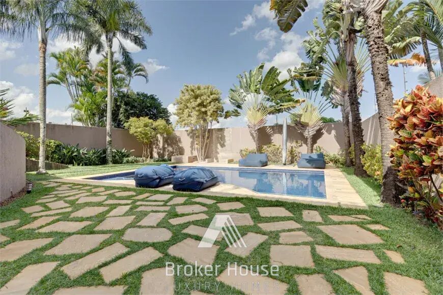 Casa à venda com 3 quartos, 440m² - Foto 4