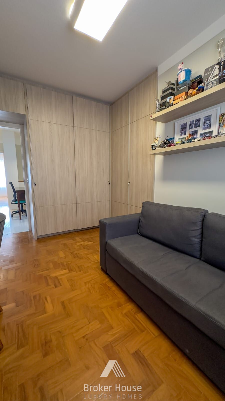 Casa à venda com 4 quartos, 260m² - Foto 19