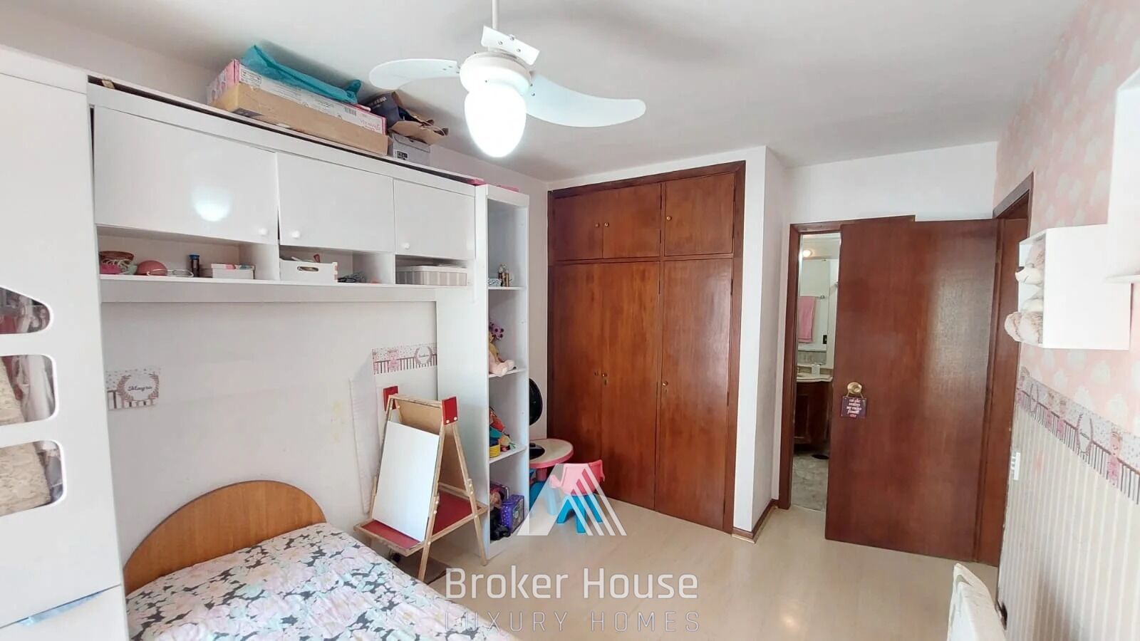 Apartamento à venda com 4 quartos, 158m² - Foto 12