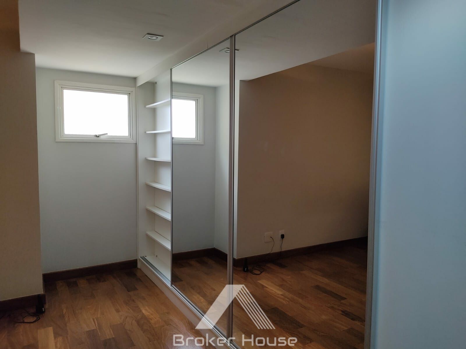 Apartamento para alugar com 3 quartos, 317m² - Foto 13