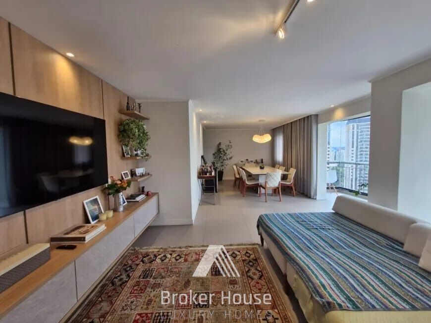 Apartamento, 3 quartos, 132 m² - Foto 2