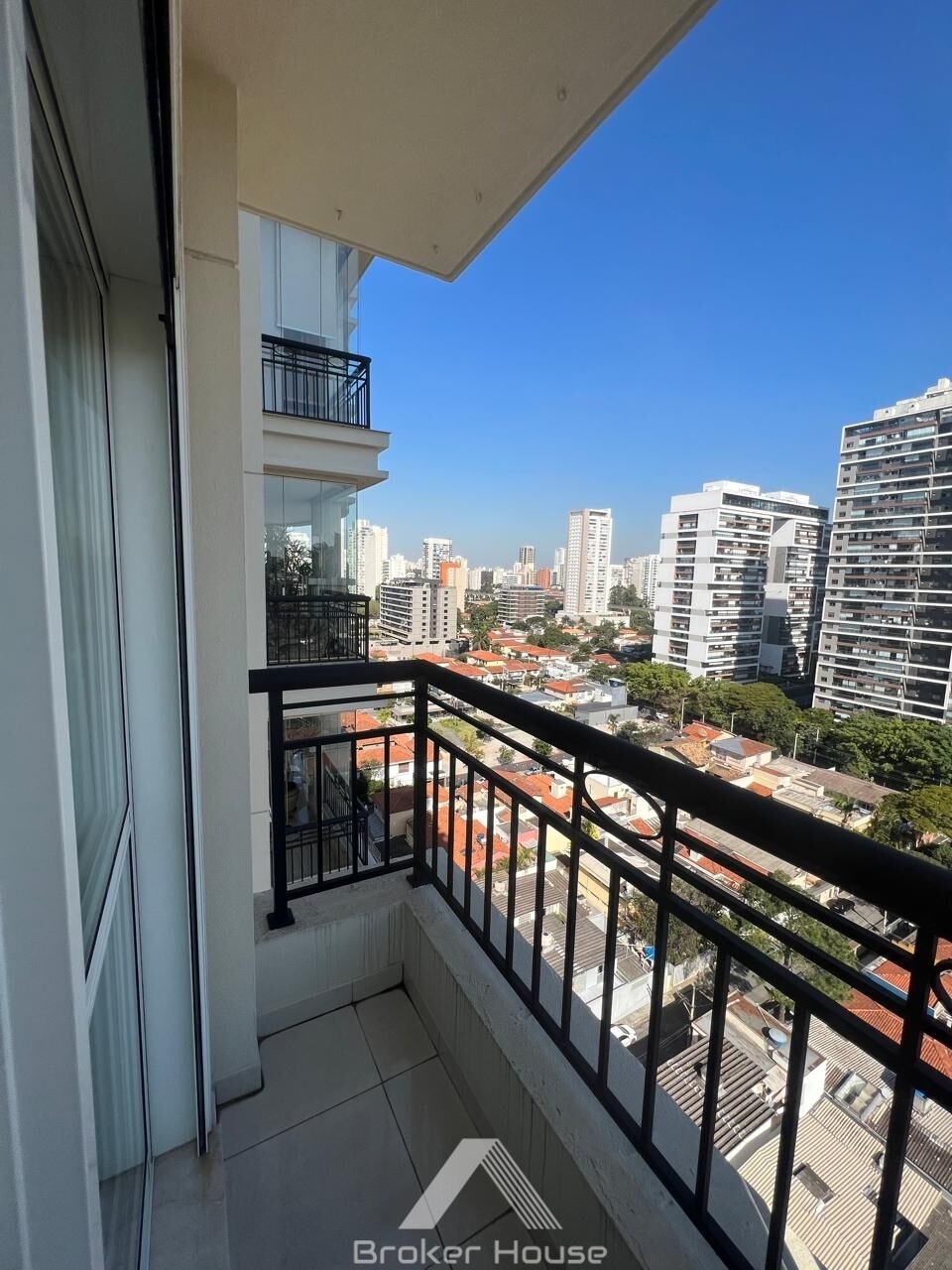 Apartamento para alugar com 4 quartos, 198m² - Foto 19