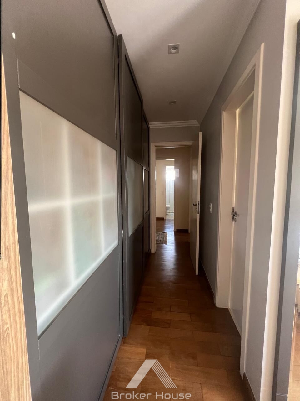 Apartamento para alugar com 4 quartos, 198m² - Foto 22