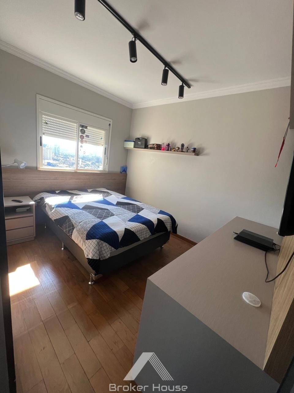 Apartamento para alugar com 4 quartos, 198m² - Foto 20