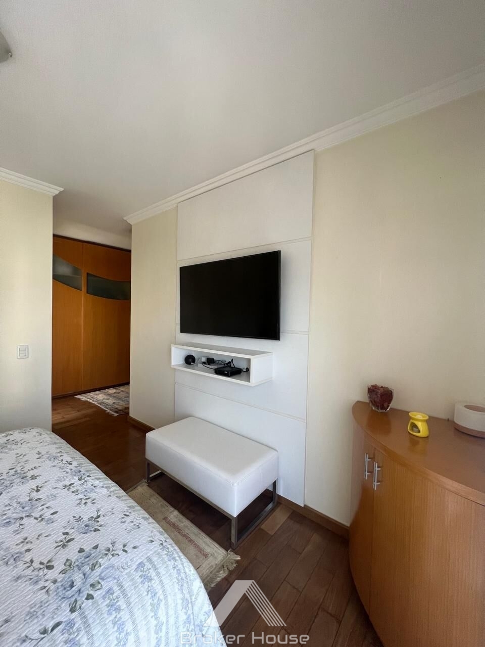 Apartamento para alugar com 4 quartos, 198m² - Foto 16