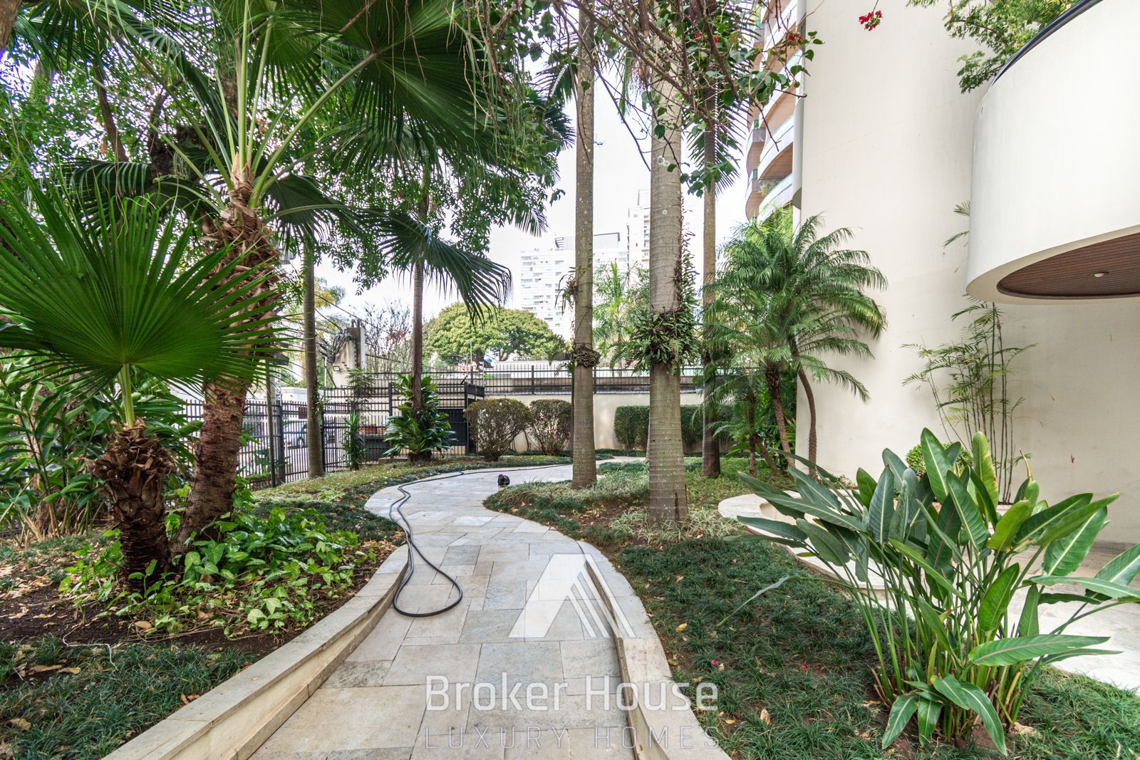 Cobertura, 4 quartos, 354 m² - Foto 44