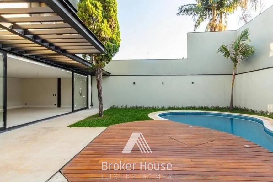 Casa à venda com 4 quartos, 780m² - Foto 5