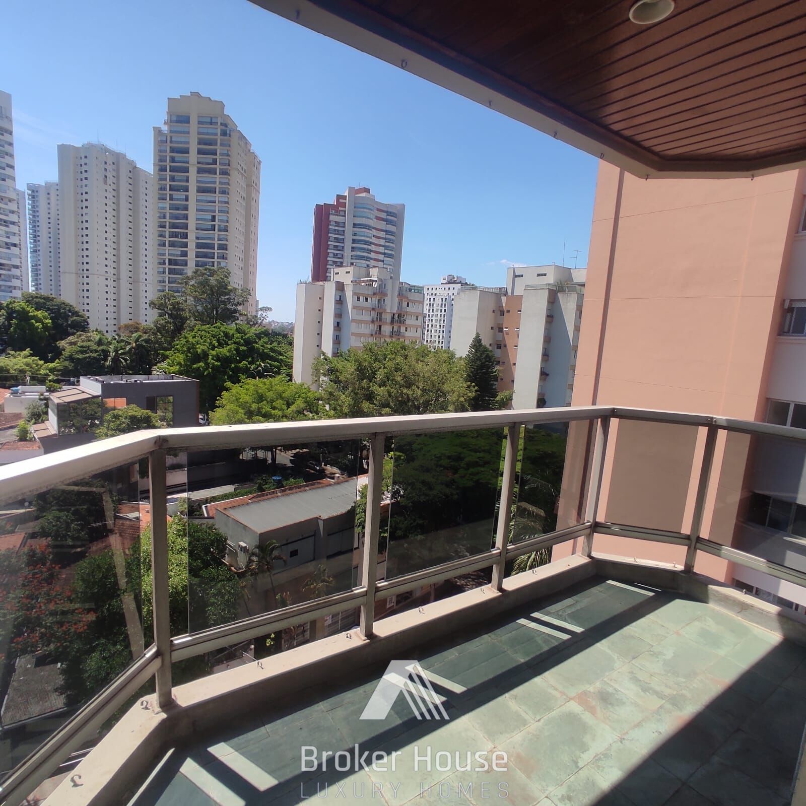 Apartamento à venda com 3 quartos, 108m² - Foto 5