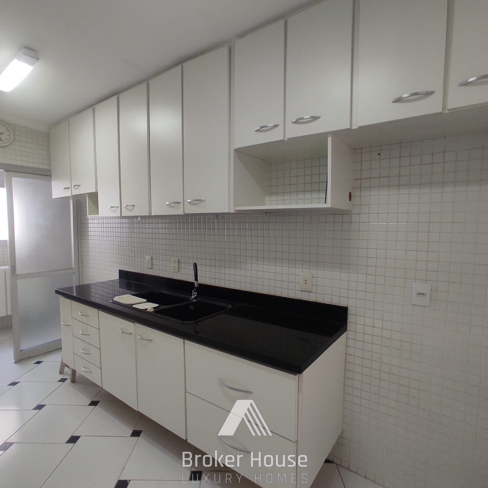 Apartamento à venda com 3 quartos, 108m² - Foto 22