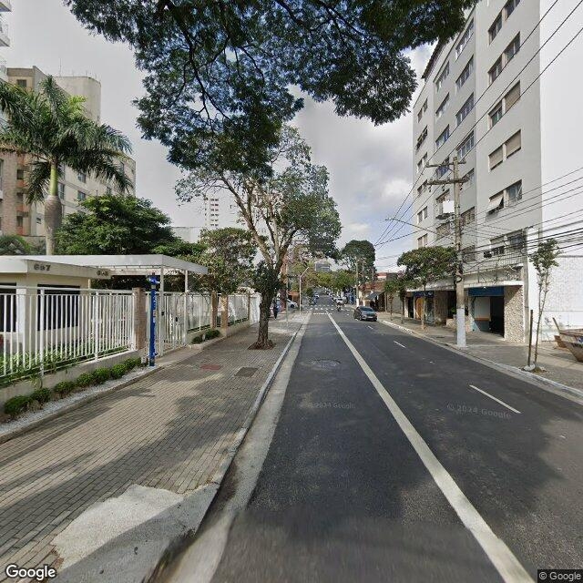 Imagem estática do "Street View" da localização