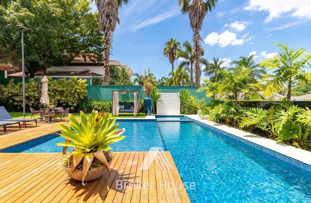 Casa de Condomínio à venda com 5 quartos, 650m² - Foto 3