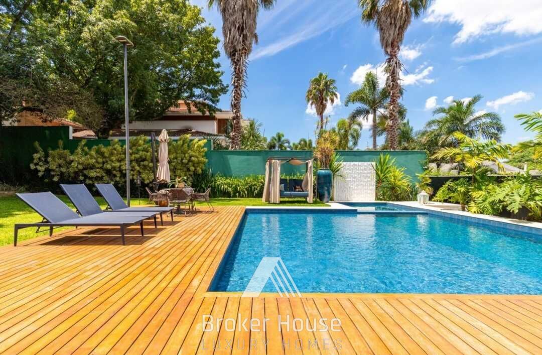 Casa de Condomínio à venda com 5 quartos, 650m² - Foto 2