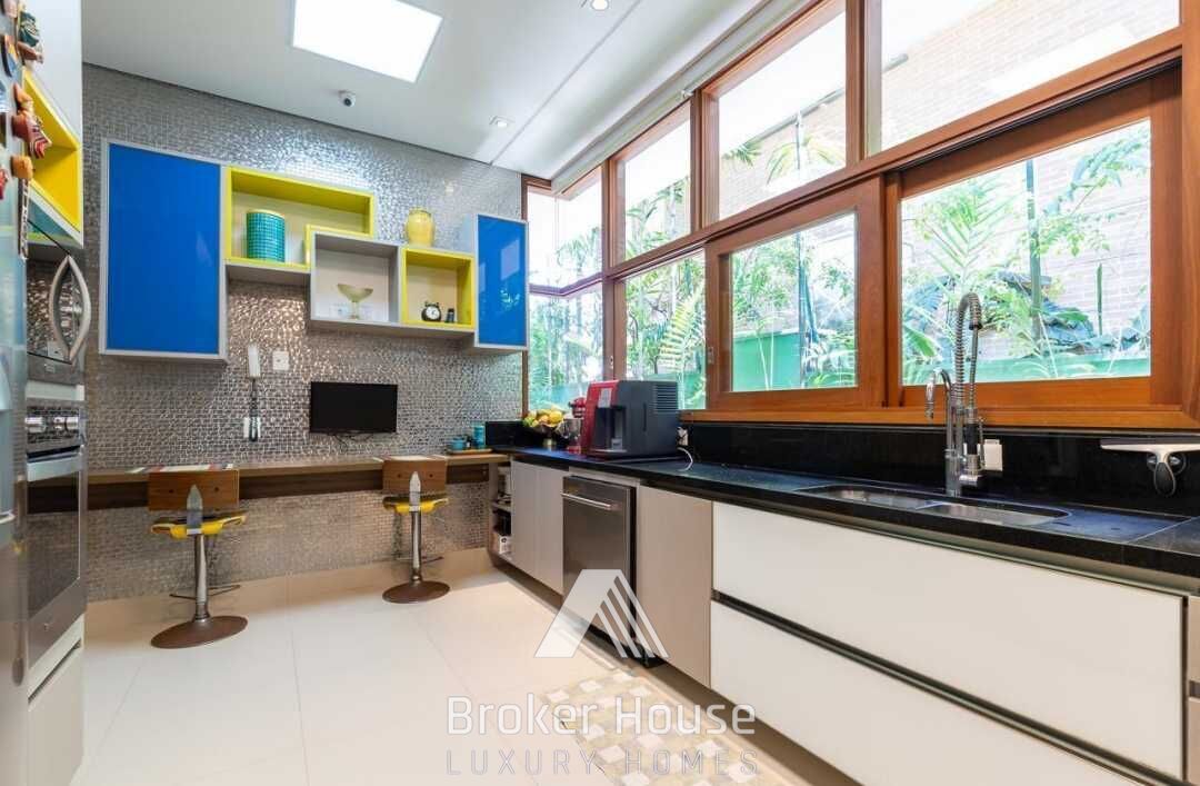 Casa de Condomínio à venda com 5 quartos, 650m² - Foto 37